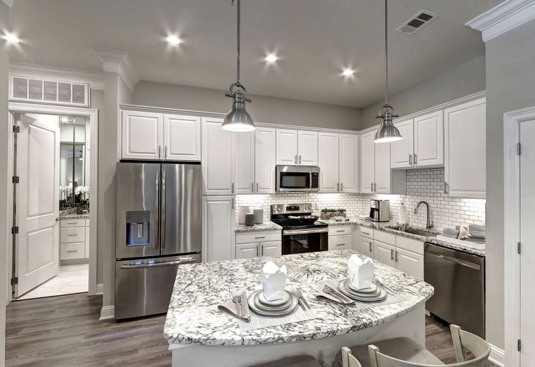Just Leased! New Midtown Luxury Apartments For Lease | 77002 | FREE MOVE!
