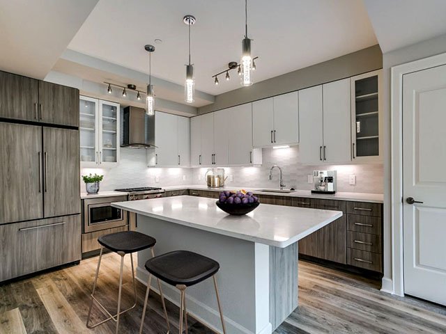 Montrose Lux Apartments | Up to 8 Weeks FREE | FREE MOVE!